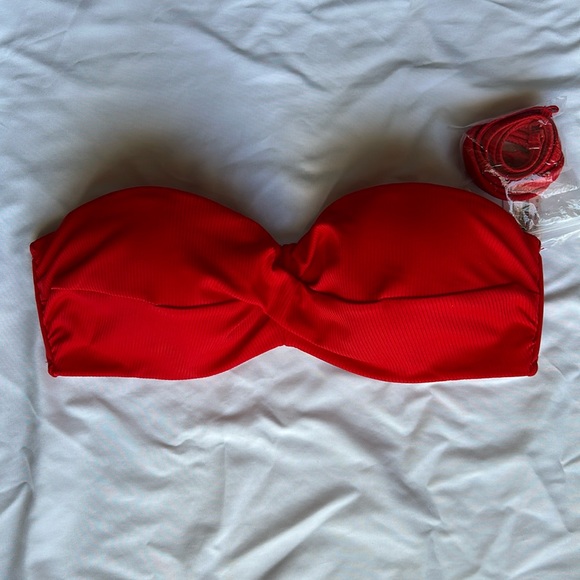 Victoria’s Secret Mallorca Twist Front Red Ribbed Bandeau Bikini Top Size 34D - Picture 8 of 14